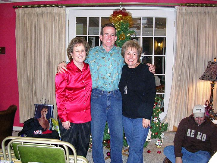 Vicki Janice and Tony.JPG